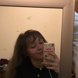 Meet your Posher, Madeline